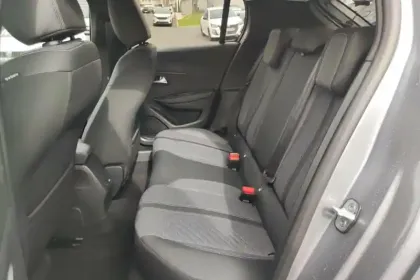 Photo 44 Peugeot 208  Electrique 50 kWh 136ch