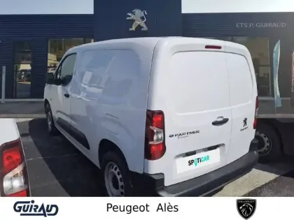 Photo 27 Peugeot Partner E- FOURGON M 800 KG 136 CH BATTERIE 50 KWH