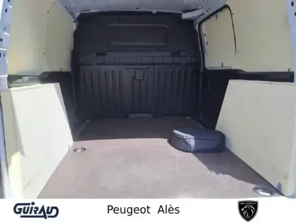 Photo 47 Peugeot Partner E- FOURGON M 800 KG 136 CH BATTERIE 50 KWH