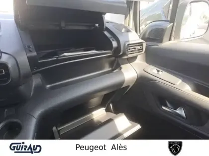 Photo 40 Peugeot Partner E- FOURGON M 800 KG 136 CH BATTERIE 50 KWH