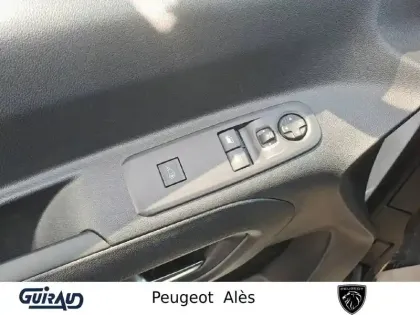 Photo 53 Peugeot Partner E- FOURGON M 800 KG 136 CH BATTERIE 50 KWH