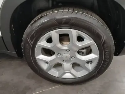 Photo 62 Jeep Avenger  115 kW 4x2