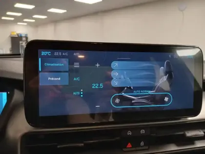 Photo 83 Jeep Avenger  115 kW 4x2