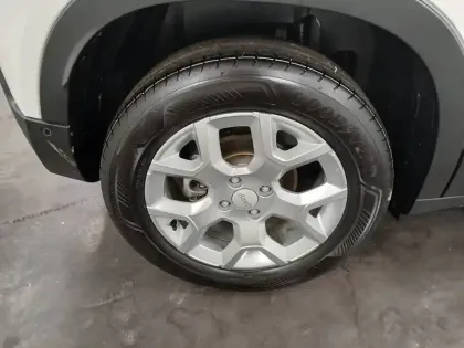 Photo 61 Jeep Avenger  115 kW 4x2