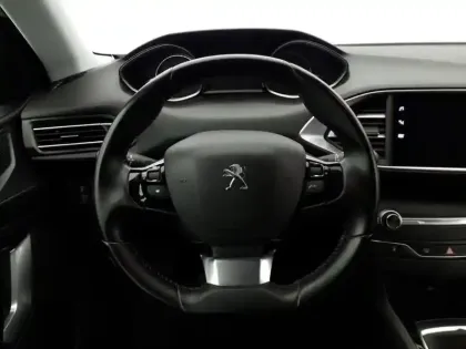 Photo 11 Peugeot 308  BlueHDi 130ch S&S BVM6 Active Business