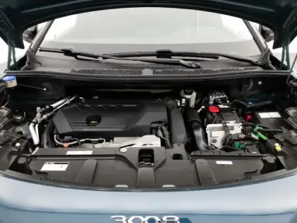 Photo 6 Peugeot 3008  Hybrid 225 e-EAT8 Allure Pack