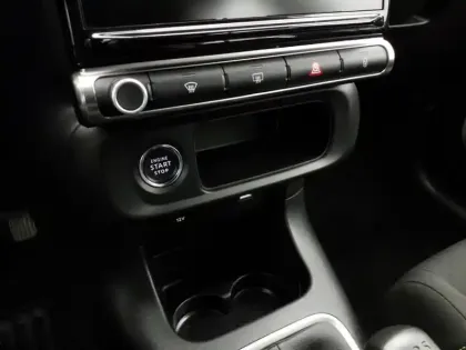 Photo 12 Citroën C3  PureTech 83 S&S BVM5 Shine