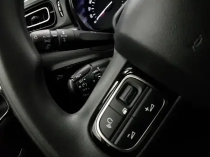 Photo 17 Citroën C3  PureTech 83 S&S BVM5 Shine