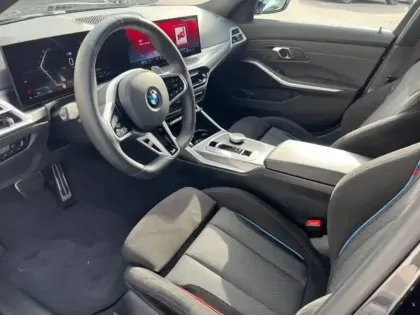 Photo 6 BMW Serie 3 Série 3 Touring 318iA 156ch M Sport