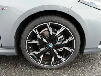 Photo 7 BMW Serie 1 Série 1 120A 170ch M Sport DKG7