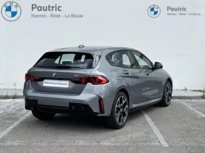 Photo 31 BMW Serie 1 Série 1 120A 170ch M Sport Design DKG7