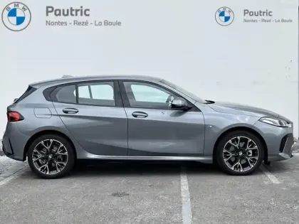 Photo 17 BMW Serie 1 Série 1 120A 170ch M Sport Design DKG7