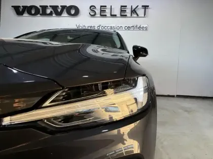 Photo 41 Volvo V60  B4 197 ch DCT7