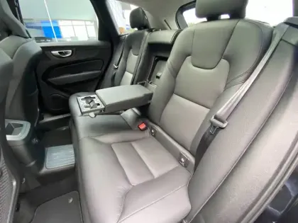 Photo 23 Volvo Xc60  T8 Recharge AWD 310 ch + 145 ch Geartronic 8