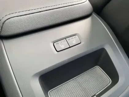 Photo 28 Volvo Xc60  T8 Recharge AWD 310 ch + 145 ch Geartronic 8