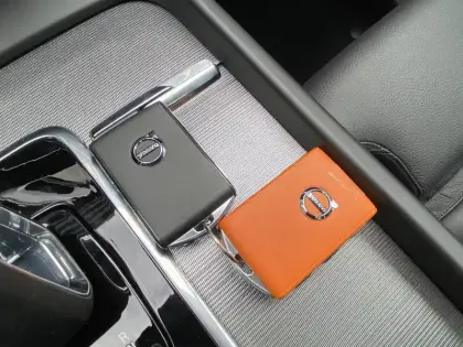 Photo 13 Volvo Xc60  T8 Recharge AWD 310 ch + 145 ch Geartronic 8