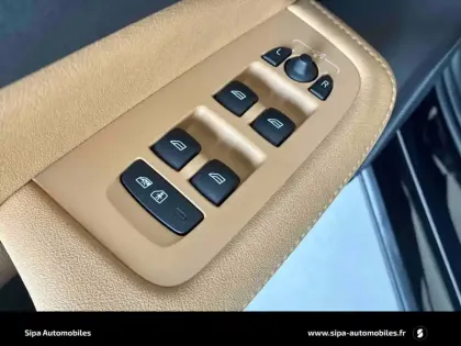 Photo 76 Volvo V60  T6 AWD Hybride Rechargeable 253 ch + 145 ch Geartronic 8