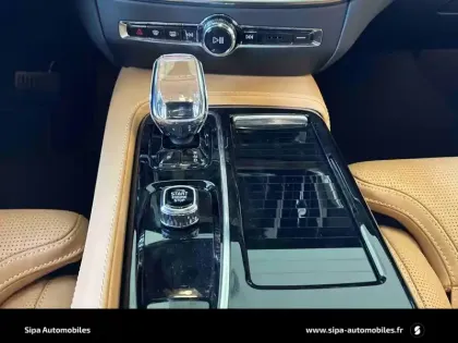 Photo 57 Volvo V60  T6 AWD Hybride Rechargeable 253 ch + 145 ch Geartronic 8