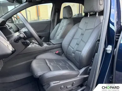 Photo 30 DS DS 7  Hybride Rechargeable E-Tense 300 EAT8 4x4