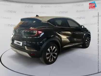 Photo 11 Renault Captur  1.6 E-Tech hybride 145ch Techno GPS Camera
