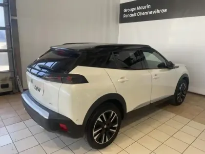 Photo 4 Peugeot 2008  1.2 PureTech 155ch S&S GT EAT8