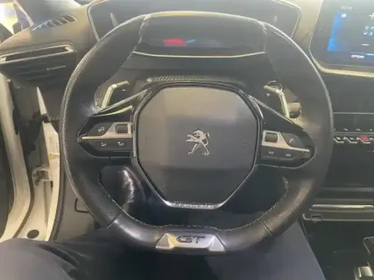 Photo 12 Peugeot 2008  1.2 PureTech 155ch S&S GT EAT8