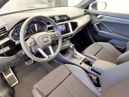 Photo 14 Audi Q3  Sportback 35 TFSI 150 ch S tronic 7