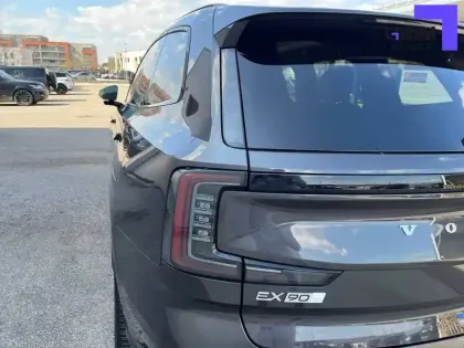 Photo 49 Volvo Ex90  Twin Performance AWD 517 ch 1EDT