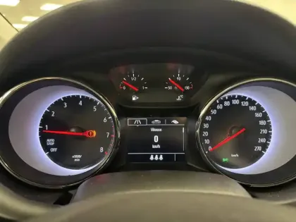 Photo 77 Opel Astra  1.2 Turbo 110 ch BVM6