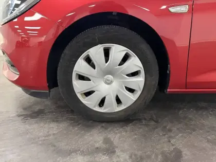 Photo 95 Opel Astra  1.2 Turbo 110 ch BVM6