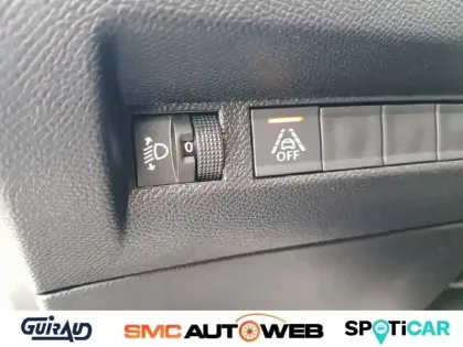 Photo 14 Peugeot 2008  PureTech 130 S&S EAT8