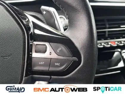 Photo 15 Peugeot 2008  PureTech 130 S&S EAT8