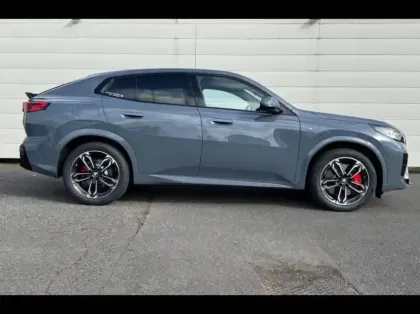 Photo 2 BMW X2  i eDrive20 204ch M Sport