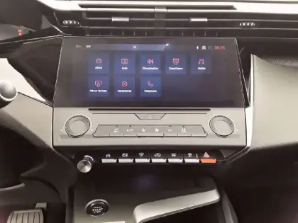 Photo 33 Peugeot 308  PureTech 130ch S&S EAT8