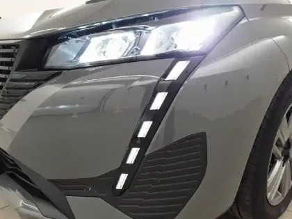 Photo 38 Peugeot 308  PureTech 130ch S&S EAT8