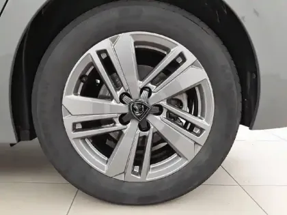 Photo 30 Peugeot 308  PureTech 130ch S&S EAT8