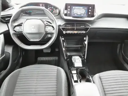 Photo 7 Peugeot 2008  Electrique 136 ch