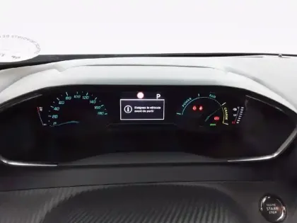 Photo 9 Peugeot 2008  Electrique 136 ch