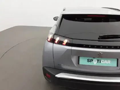 Photo 16 Peugeot 2008  Electrique 136 ch