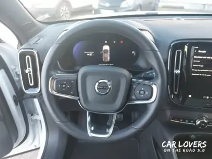 Photo 8 Volvo C40  Recharge 231 ch 1EDT