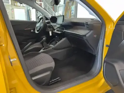 Photo 24 Peugeot 208  PureTech 75 S&S BVM5