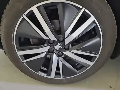 Photo 12 Peugeot 3008  Puretech 130ch S&S EAT8