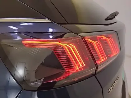 Photo 16 Peugeot 3008  Puretech 130ch S&S EAT8