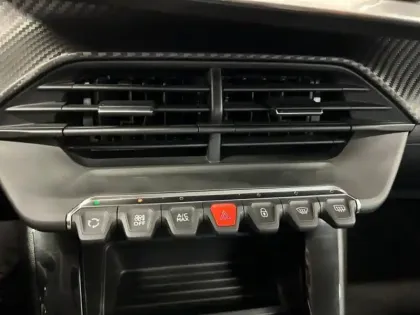 Photo 14 Peugeot 208  1.2 PureTech 75ch S&S Like