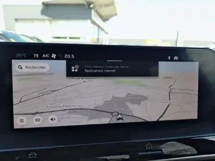 Photo 8 Citroën C4  1.2 Hybride 136ch S&S MAX Automatique