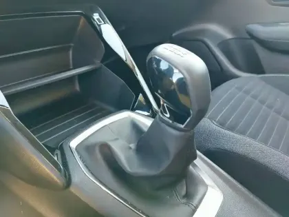 Photo 34 Peugeot 208  PureTech 75 S&S BVM5