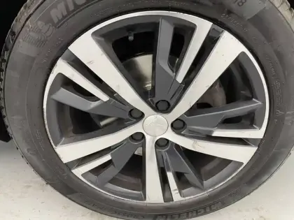 Photo 17 Peugeot 3008  Puretech 130ch S&S BVM6