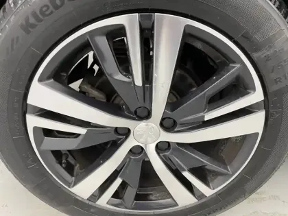 Photo 18 Peugeot 3008  Puretech 130ch S&S BVM6