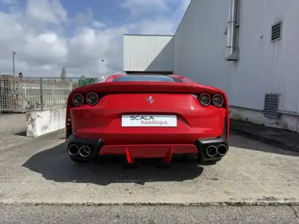 Photo 6 Ferrari 812  Superfast 6.5 V12 800ch