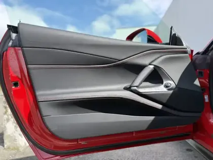 Photo 15 Ferrari 812  Superfast 6.5 V12 800ch